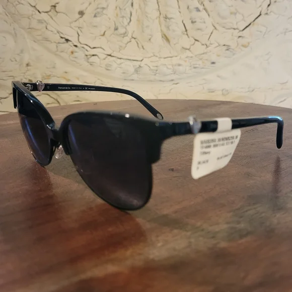 Tiffany & Company Polorized Sunglasses TF4080 Cat Eye heart locket MA #481 - Picture 14 of 15